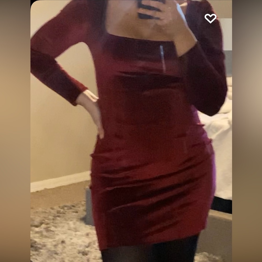 Long sleep Burgundy dress